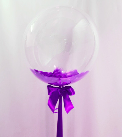 Шар Bubble с фиолетовыми перьями